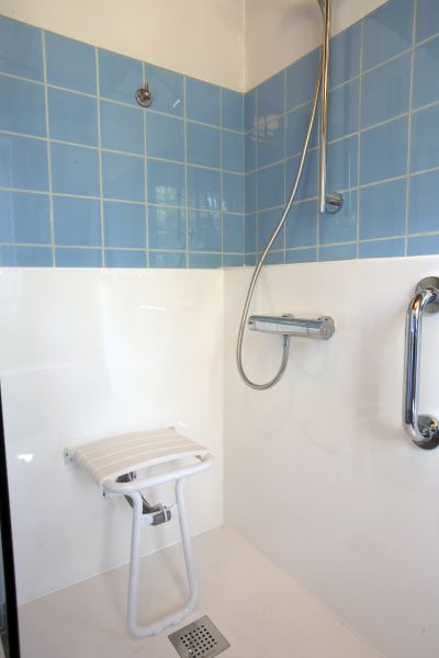 Cost of Elderly Shower Installation in Kansas City